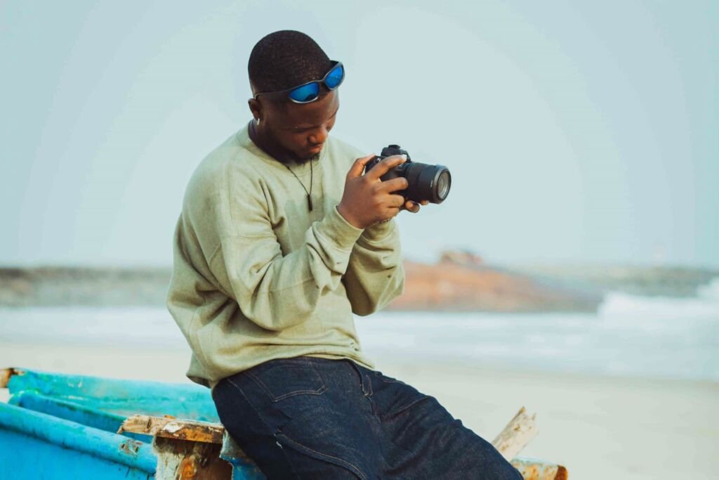 Chilling at the beach with Dami Olorin of Inspivia