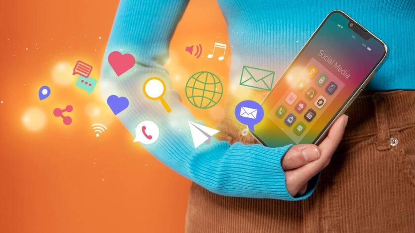 5 Ways to Increase Brand Awareness Using Media Campaigns cover by Freepik