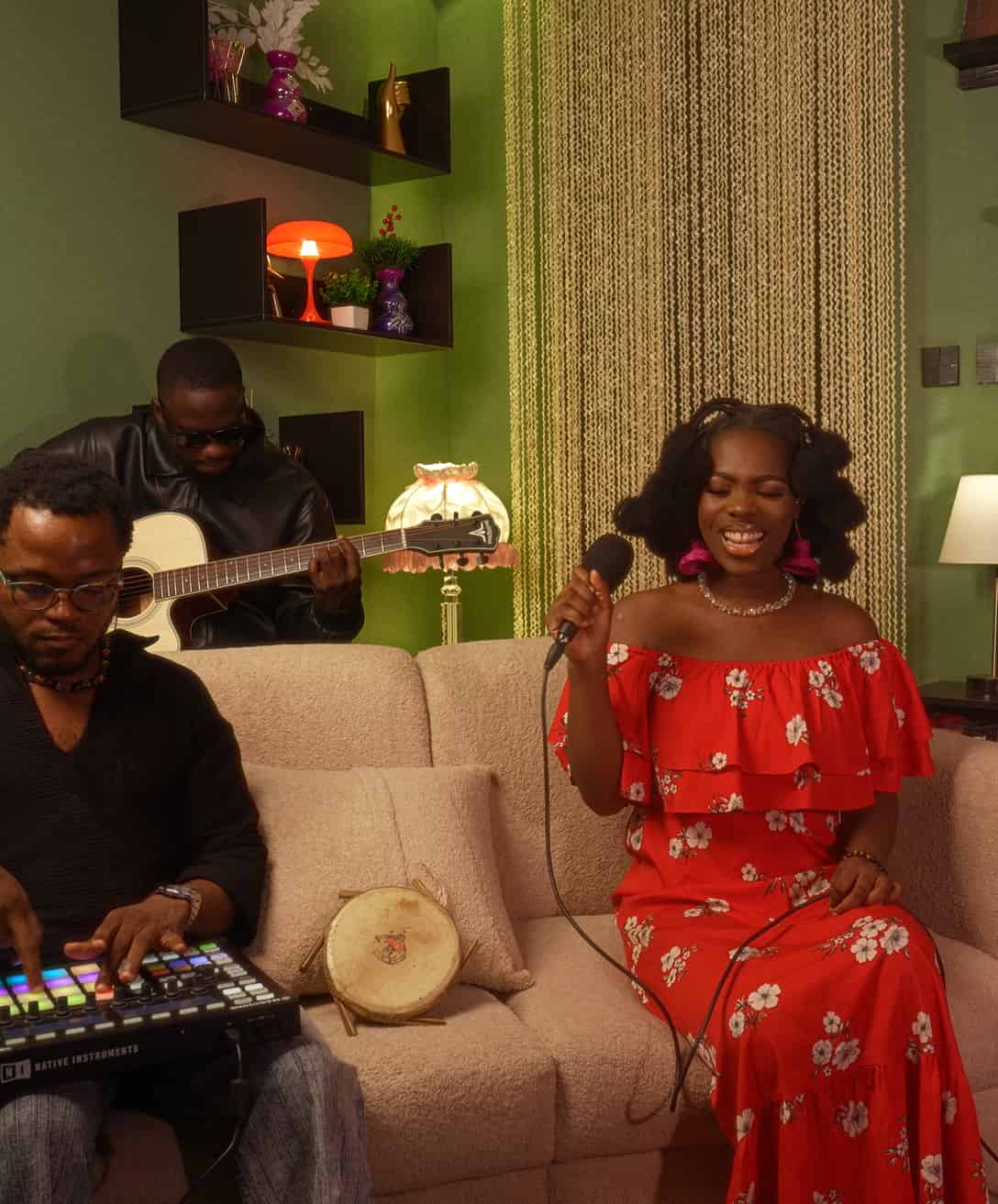 Inspivia Contact Us - About Us